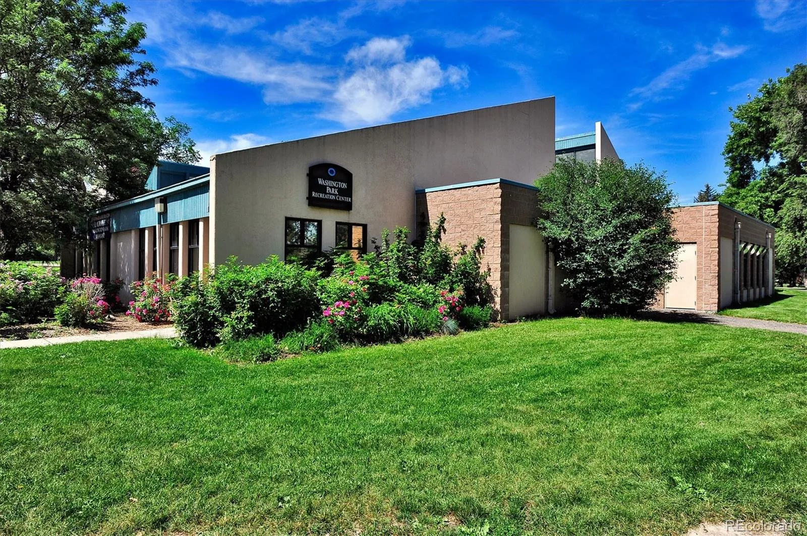 534 S Logan Street Denver CO 80209 | MLS #REC8082811 09222026083936 1600 41