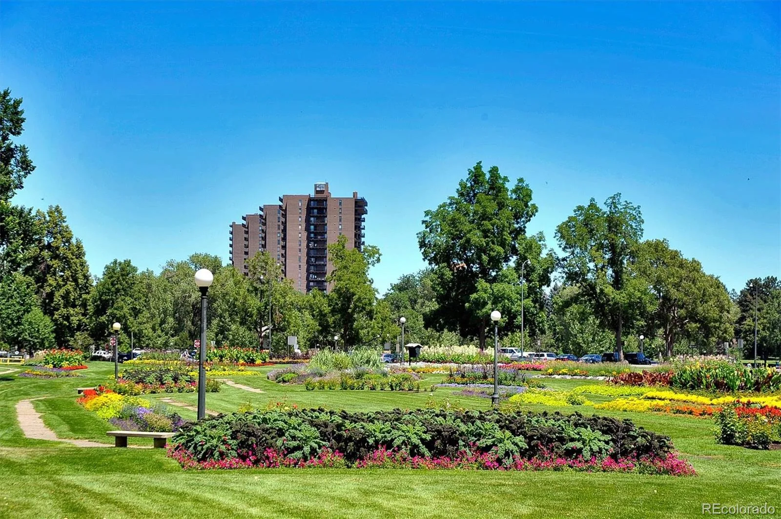 534 S Logan Street Denver CO 80209 | MLS #REC8082811 09222026083936 1600 42