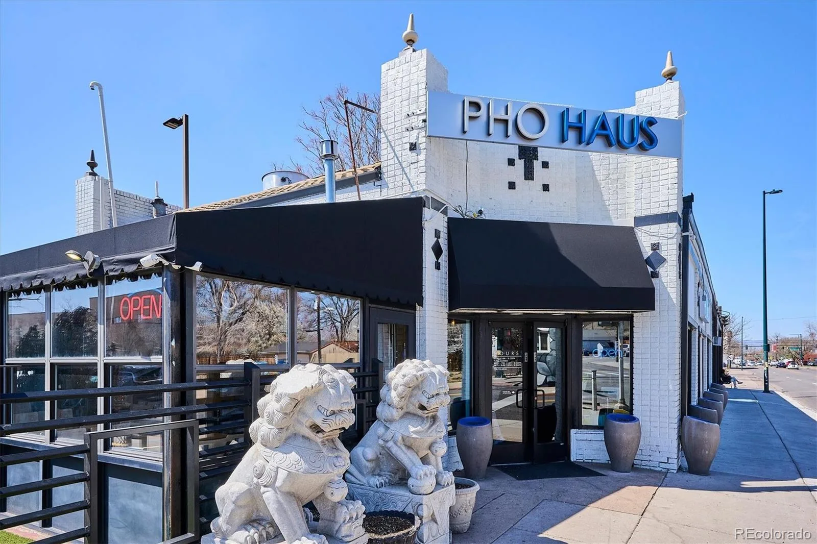 534 S Logan Street Denver CO 80209 | MLS #REC8082811 09222026083936 1600 46