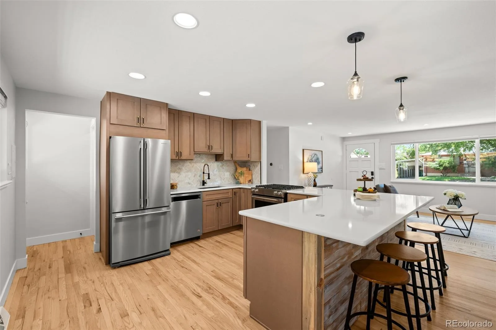 5475 S Lakeview Street Littleton CO 80120 | MLS #REC8083415 08212026144925 1600 11