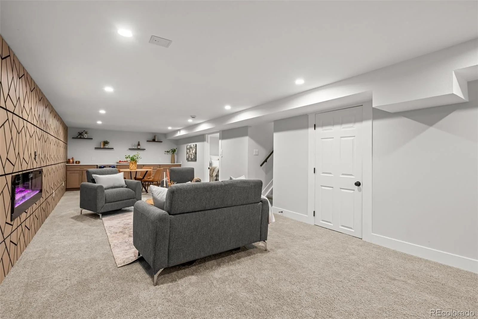 5475 S Lakeview Street Littleton CO 80120 | MLS #REC8083415 08212026144925 1600 25