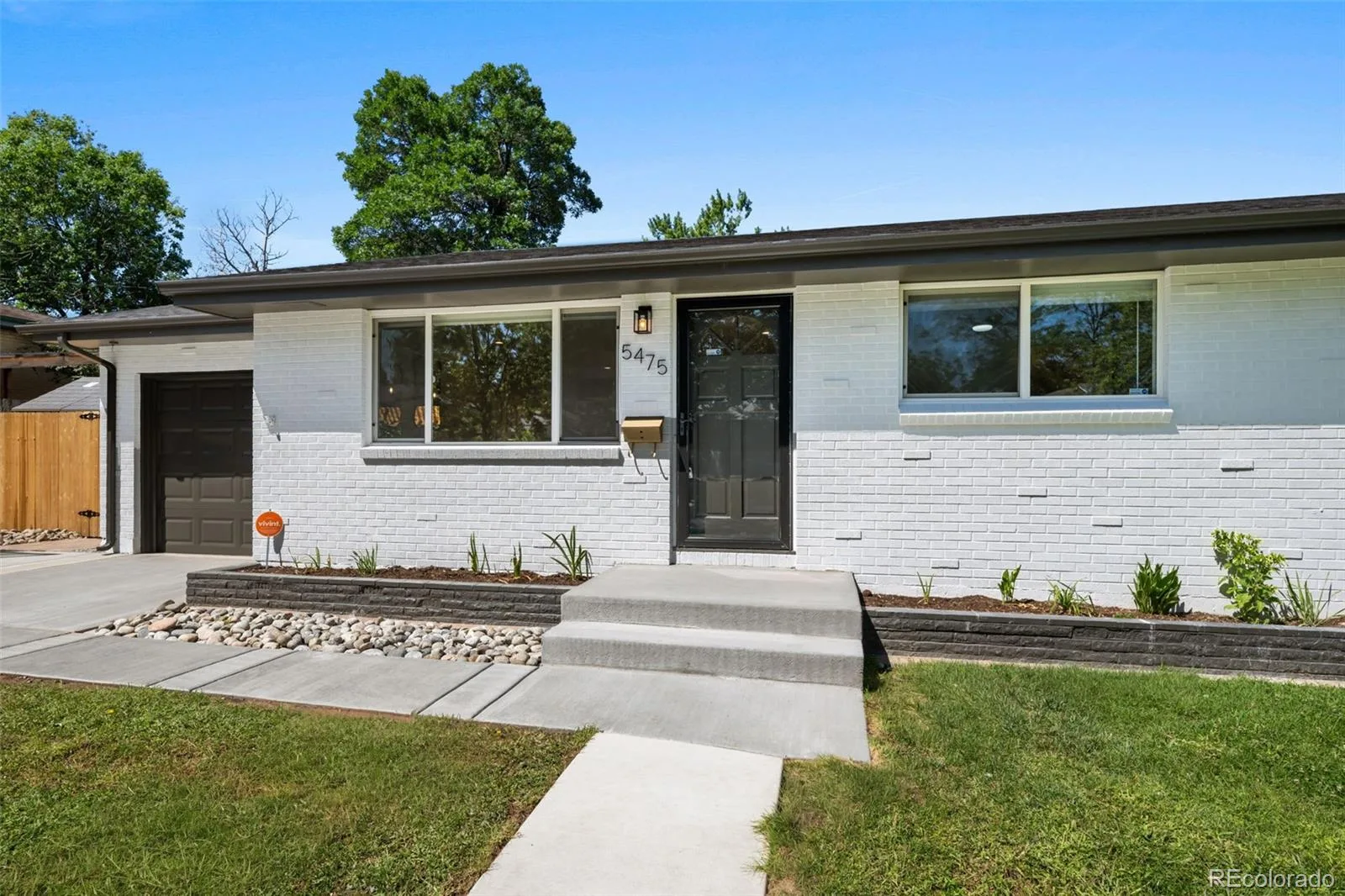 5475 S Lakeview Street Littleton CO 80120 | MLS #REC8083415 08212026144925 1600 3
