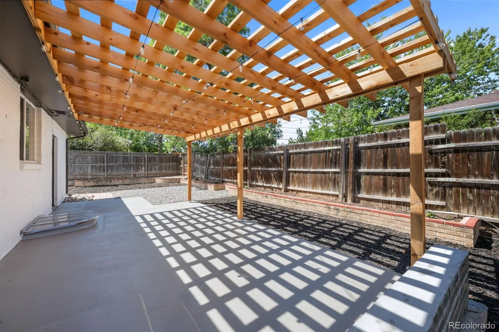 5475 S Lakeview Street Littleton CO 80120 | MLS #REC8083415 08212026144925 1600 39