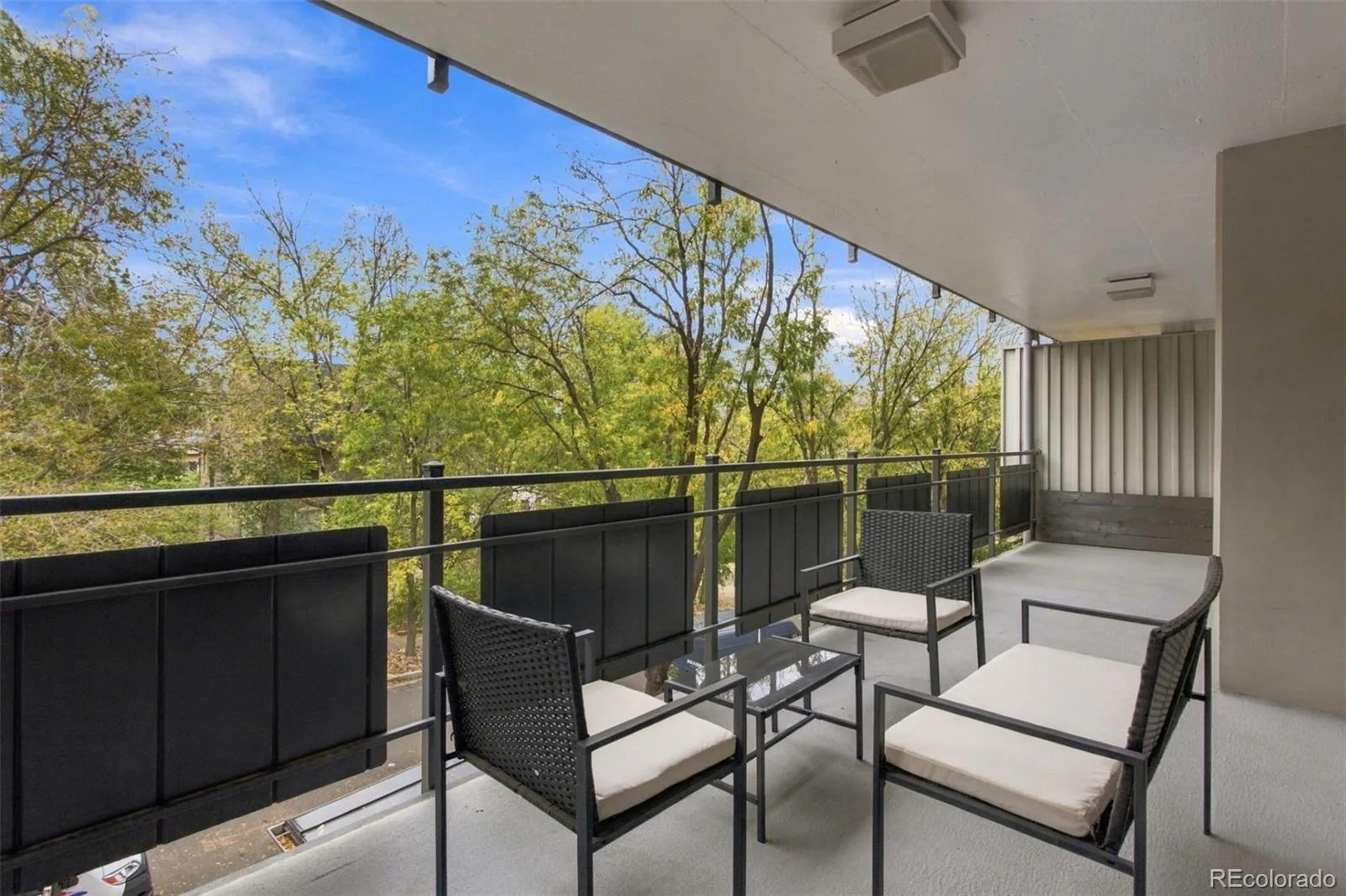 669 N Washington Street #303 Denver CO 80203 | MLS #REC8083701 10172026182737 1600 19