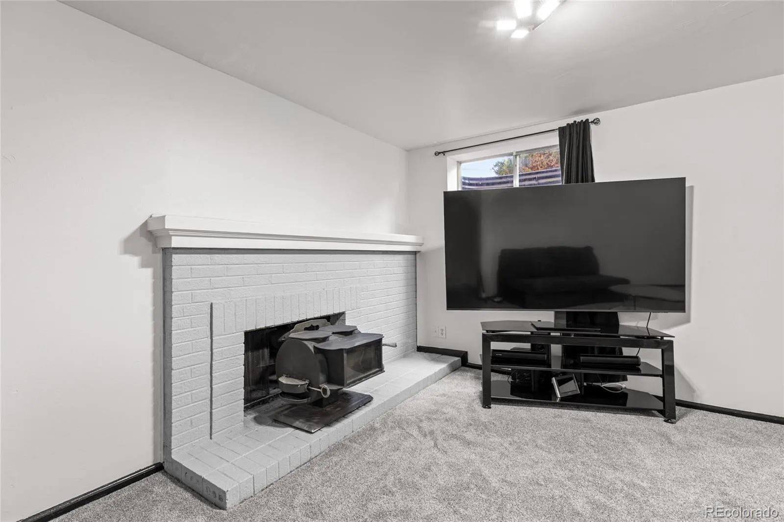 16562 E Louisiana Drive Aurora CO 80017 MLS #REC8085042 05202026024434 1600 23