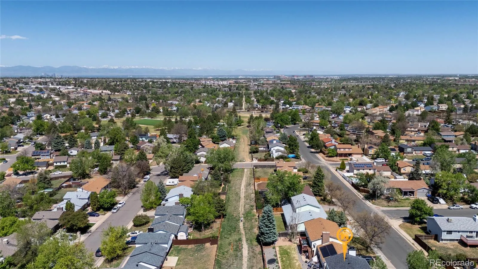16562 E Louisiana Drive Aurora CO 80017 MLS #REC8085042 05202026024434 1600 34