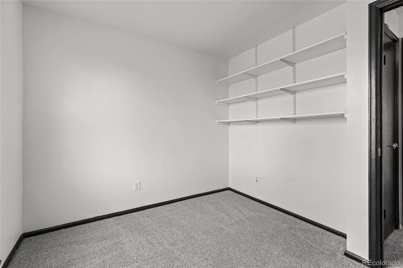 16562 E Louisiana Drive Aurora CO 80017 MLS #REC8085042 07012026172341 1600 22