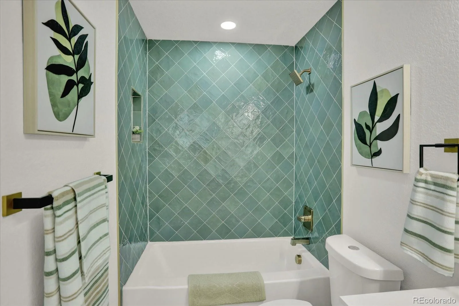 5189 Red Oak Way Parker CO 80134 | MLS #REC8085882 08012026144736 1600 25