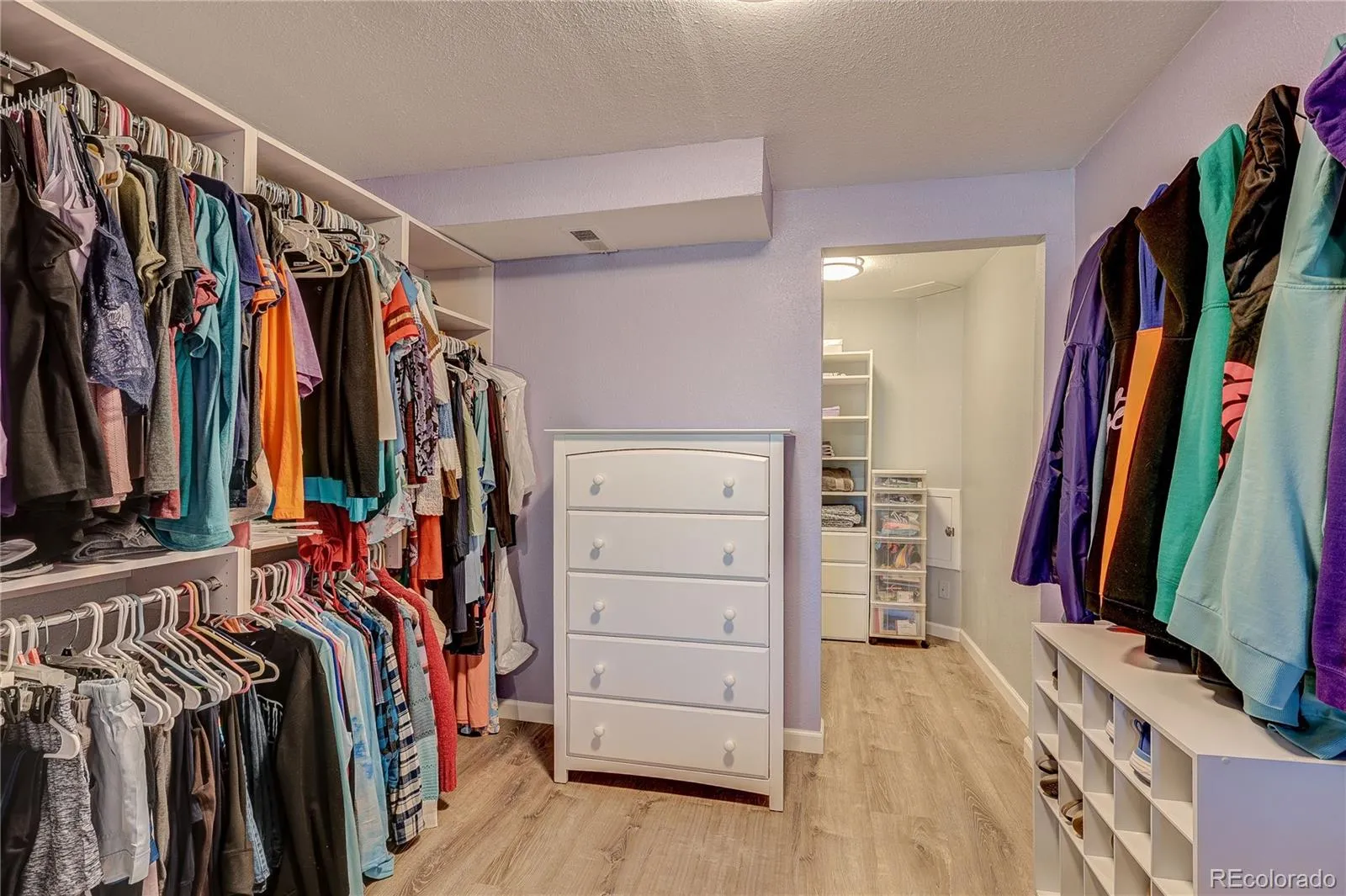 5723 S Killarney Way Centennial CO 80015 MLS #REC8086419 04232026124800 1600 24