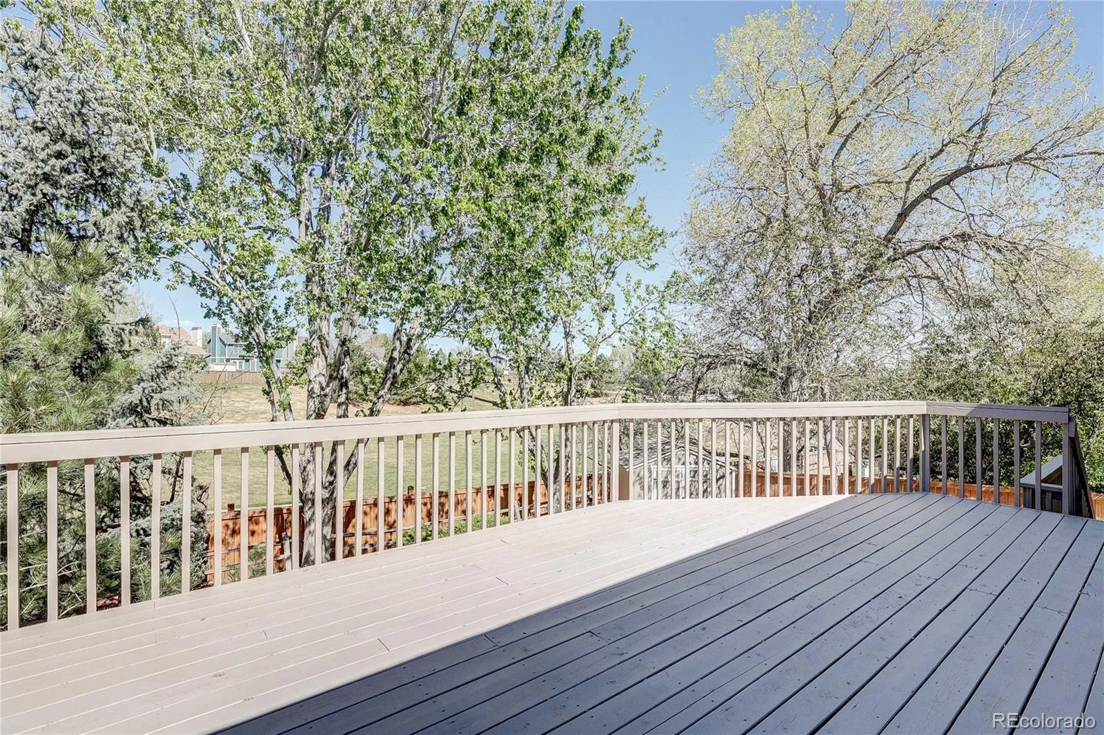 5723 S Killarney Way Centennial CO 80015 MLS #REC8086419 04232026124800 1600 29
