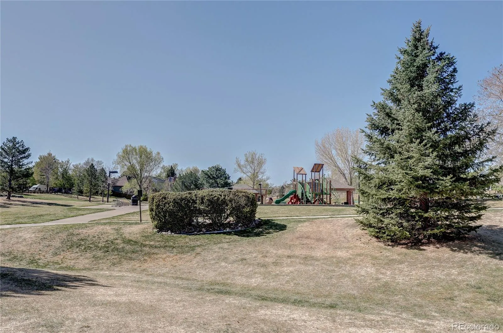 5723 S Killarney Way Centennial CO 80015 MLS #REC8086419 04232026124800 1600 44