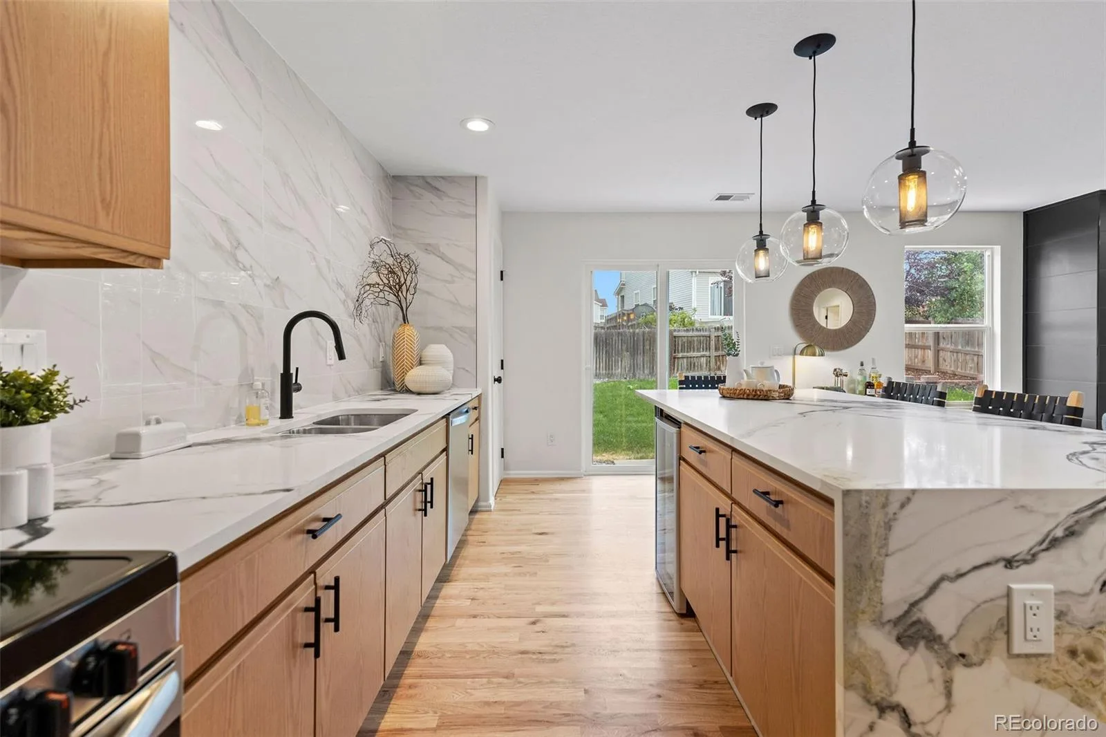 21960 E Crestline Lane Aurora CO 80015 | MLS #REC8086451 07242026205435 1600 12