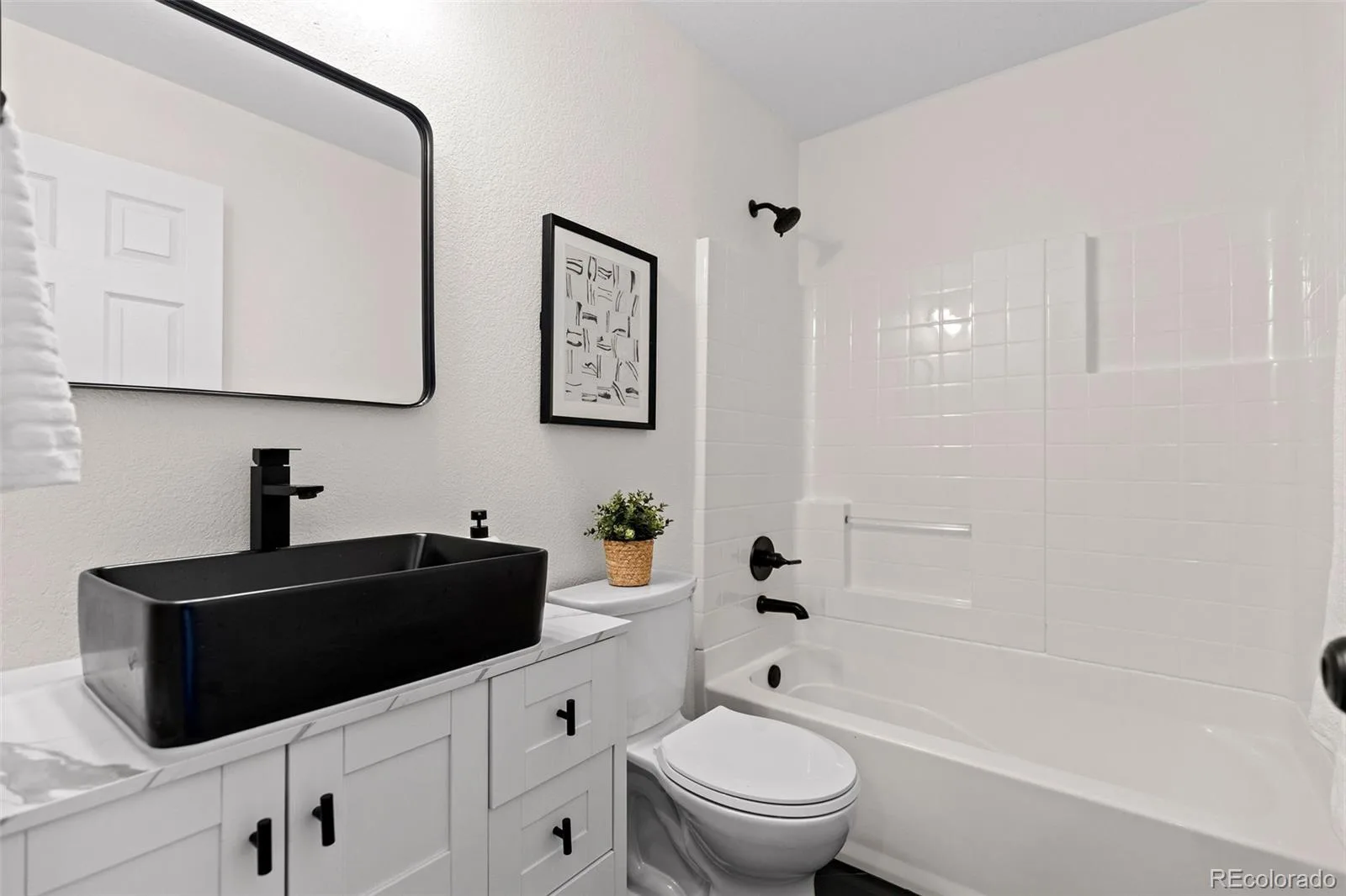 21960 E Crestline Lane Aurora CO 80015 | MLS #REC8086451 07242026205435 1600 25