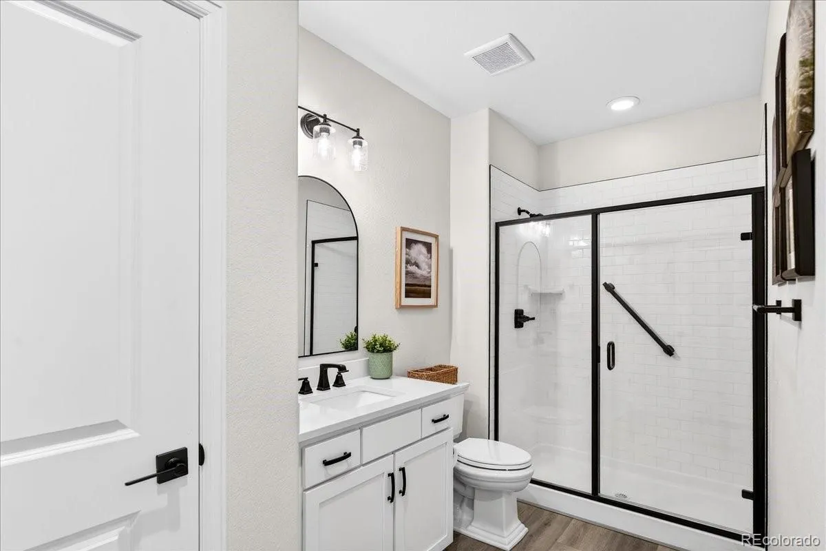 7115 S Yantley Way Aurora CO 80016 MLS #REC8086594 04132026180505 1200 32