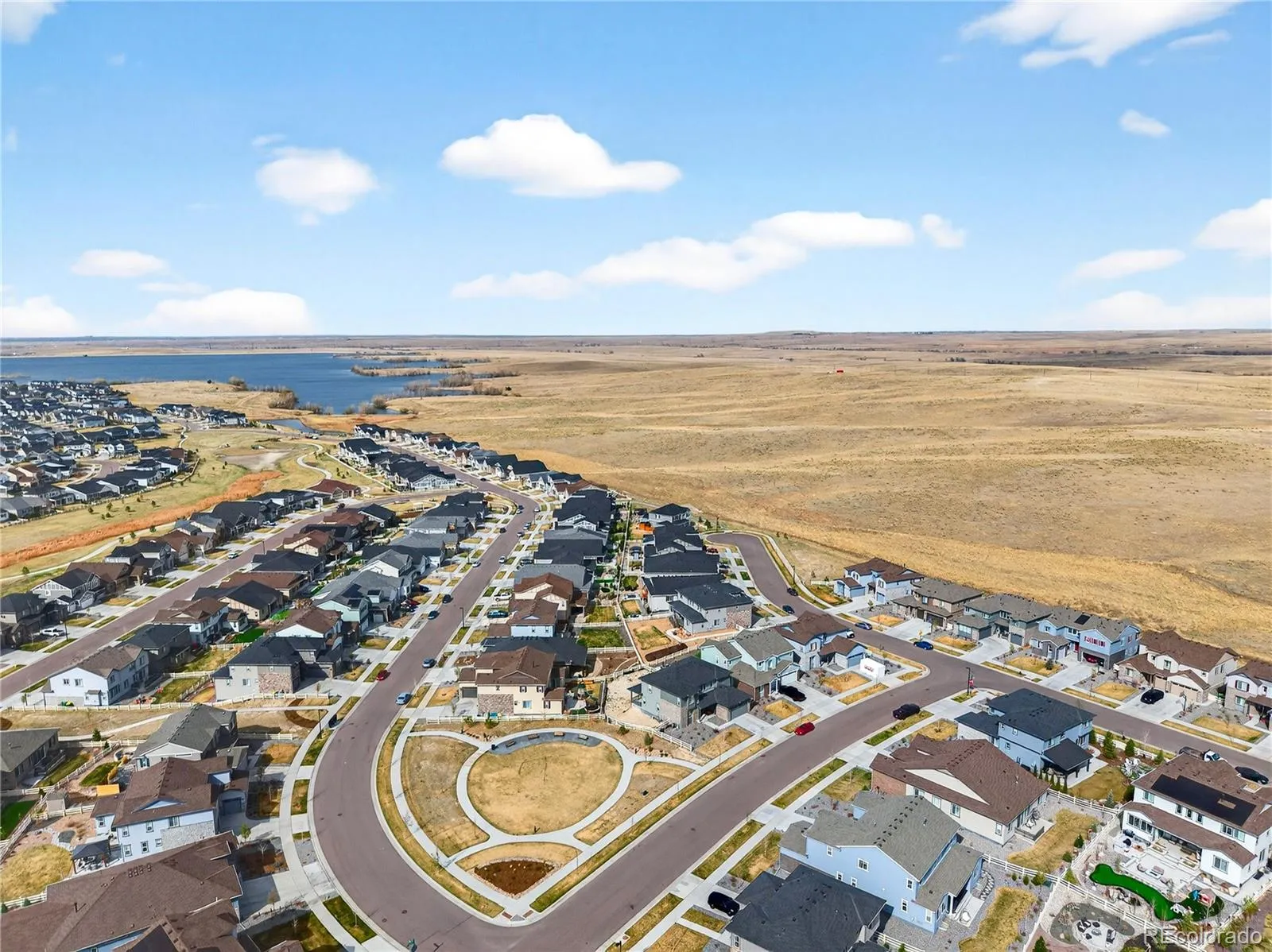 7115 S Yantley Way Aurora CO 80016 MLS #REC8086594 04132026180505 1600 41