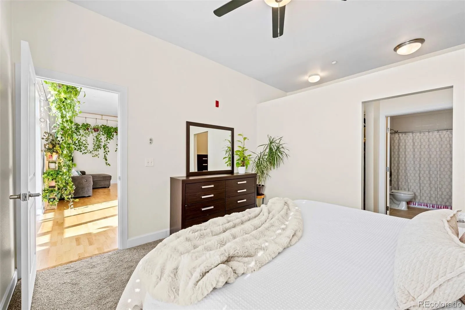 5677 Park Place #106A Greenwood Village CO 80111 MLS #REC8087720 05202026195410 1600 8