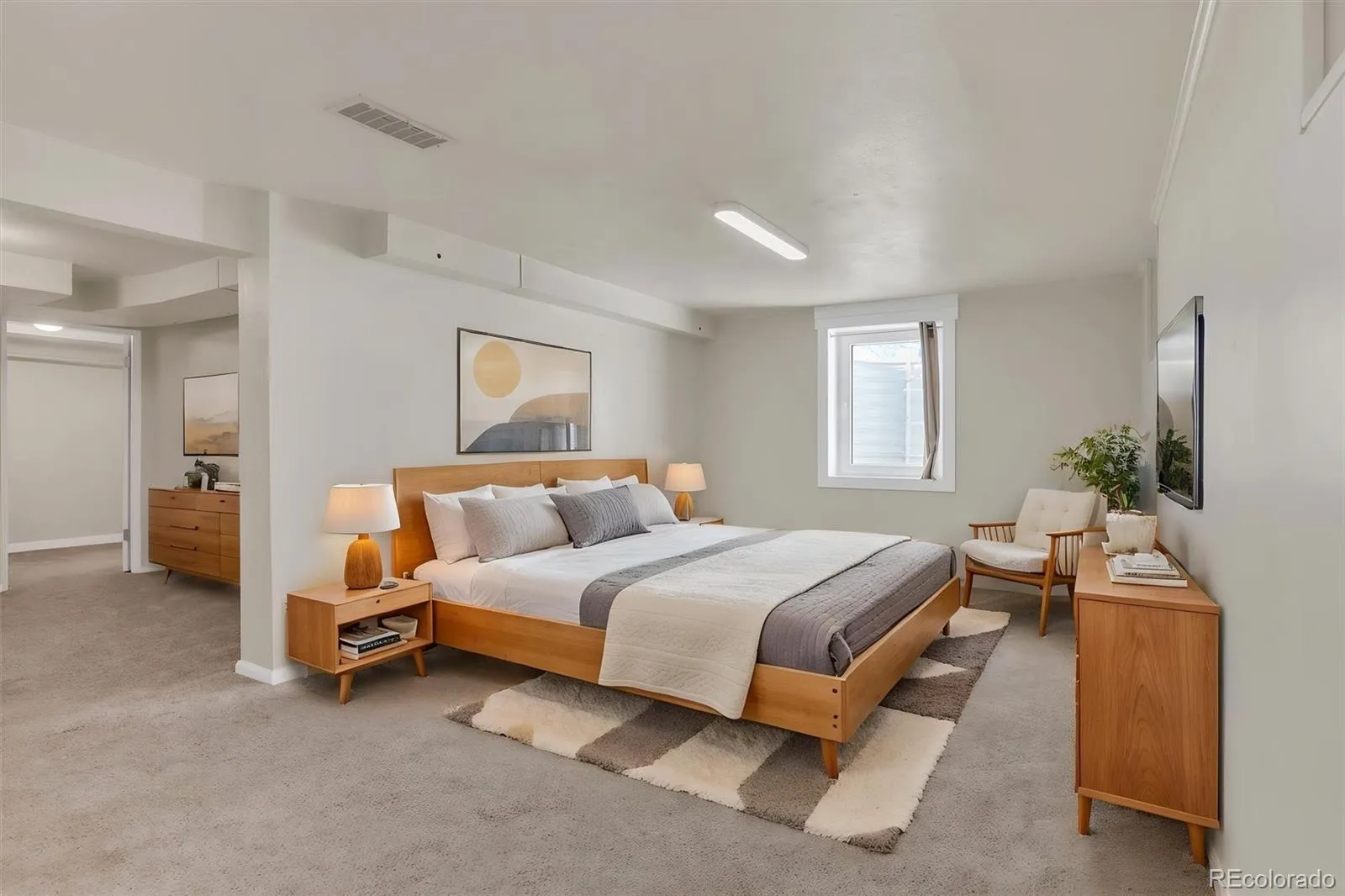 04052026230818 1600 17