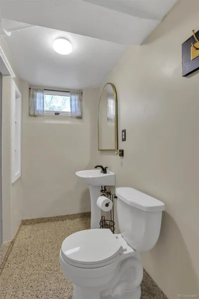 04052026230818 800 28