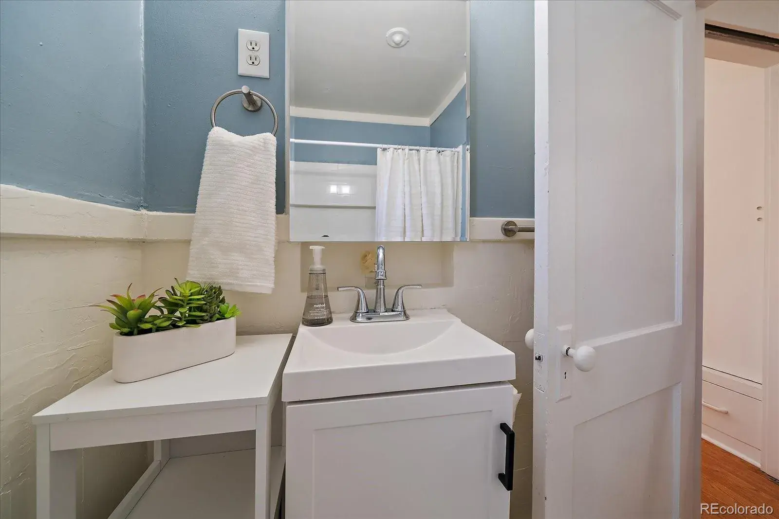 2345 S Williams Street Denver CO 80210 MLS #REC8087765 03052026142208 1600 15