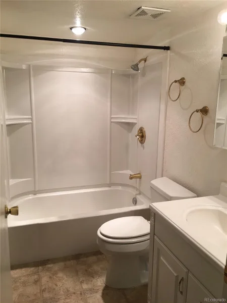 12526 E Cornell Avenue #204 Aurora CO 80014 | MLS #REC8088526 06092026193511 800 7