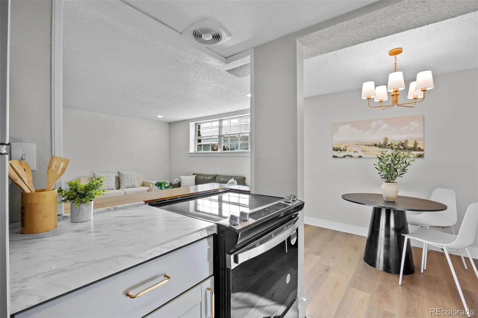 9100 E Girard Avenue #3 Denver CO 80231 MLS #REC8091194 04282026173107 1600 11