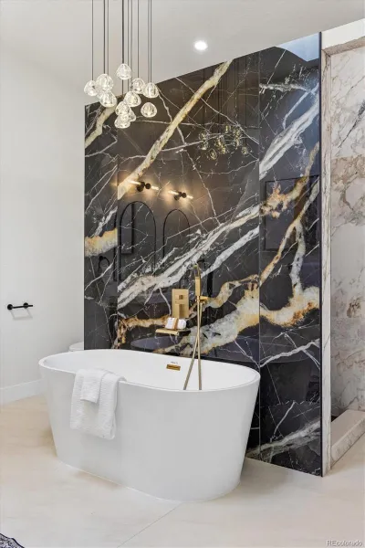 04172026030645 800 21