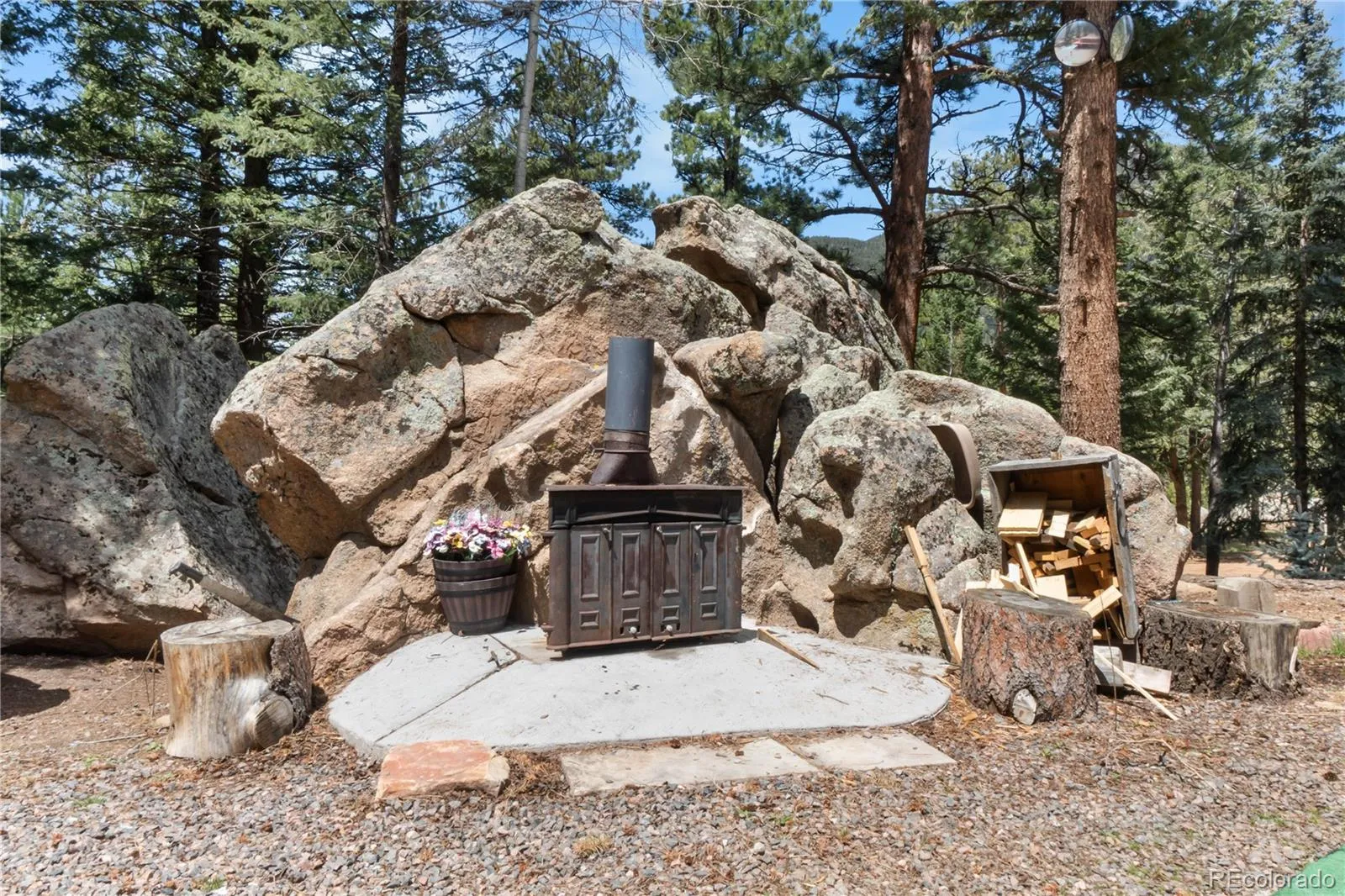48 Linn Circle Evergreen CO 80439 | MLS #REC8093976 05182026181349 1600 42