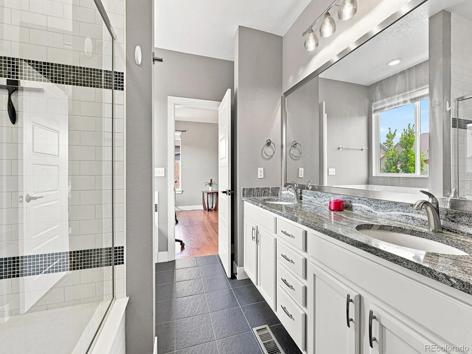 10730 E 26th Avenue Aurora CO 80010 | MLS #REC8097455 07292026182458 1600 14