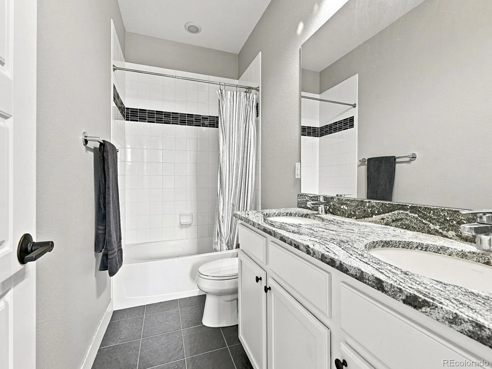 10730 E 26th Avenue Aurora CO 80010 | MLS #REC8097455 07292026182458 1600 17