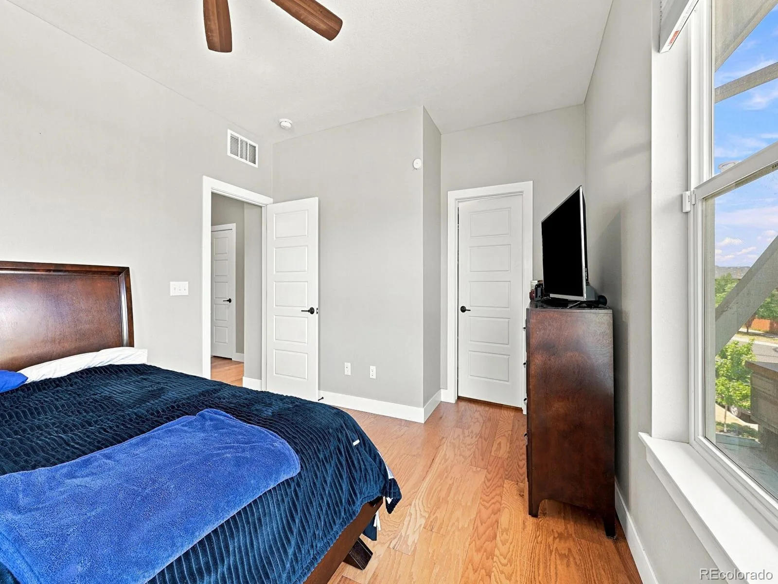 10730 E 26th Avenue Aurora CO 80010 | MLS #REC8097455 07292026182458 1600 19