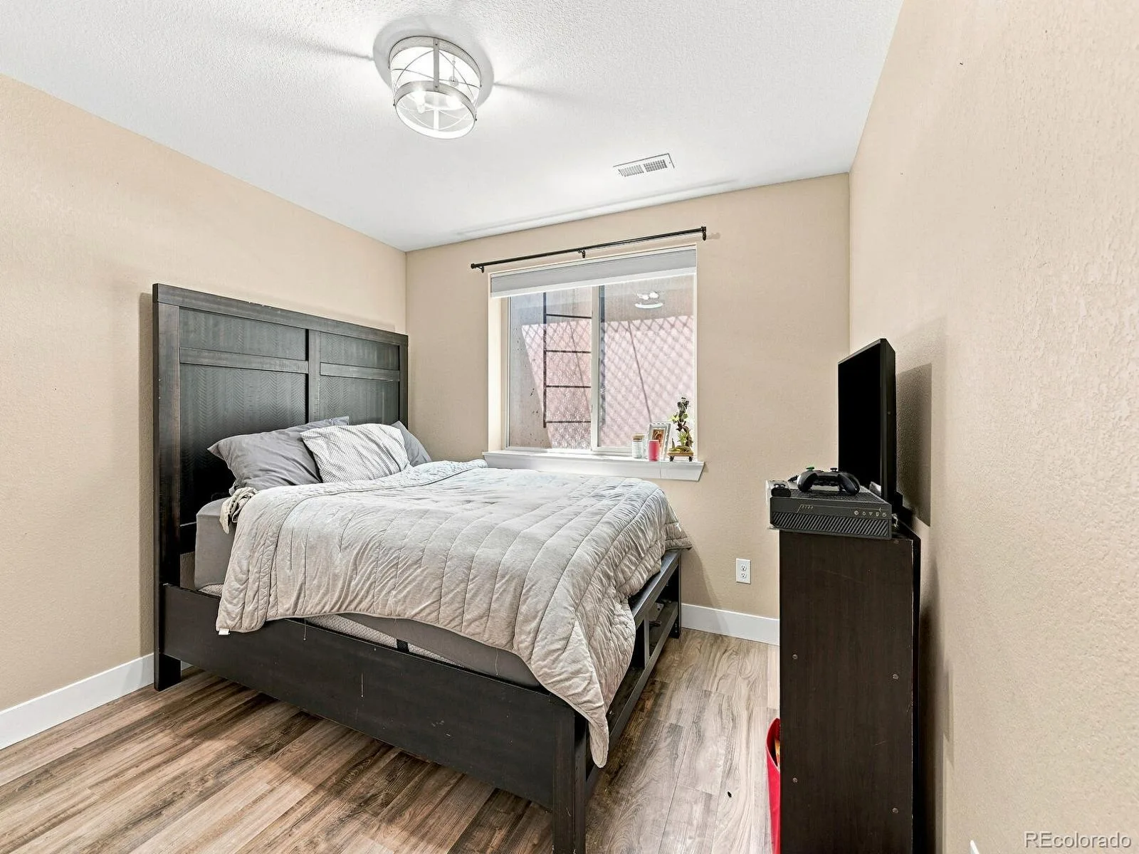 10730 E 26th Avenue Aurora CO 80010 | MLS #REC8097455 07292026182458 1600 23
