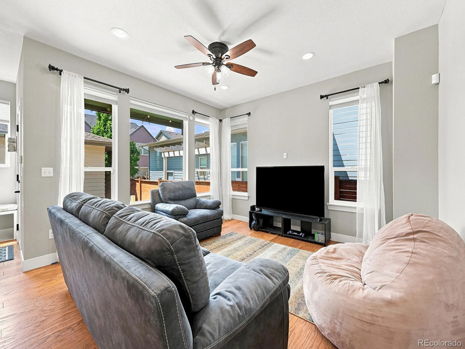 10730 E 26th Avenue Aurora CO 80010 | MLS #REC8097455 07292026182458 1600 7