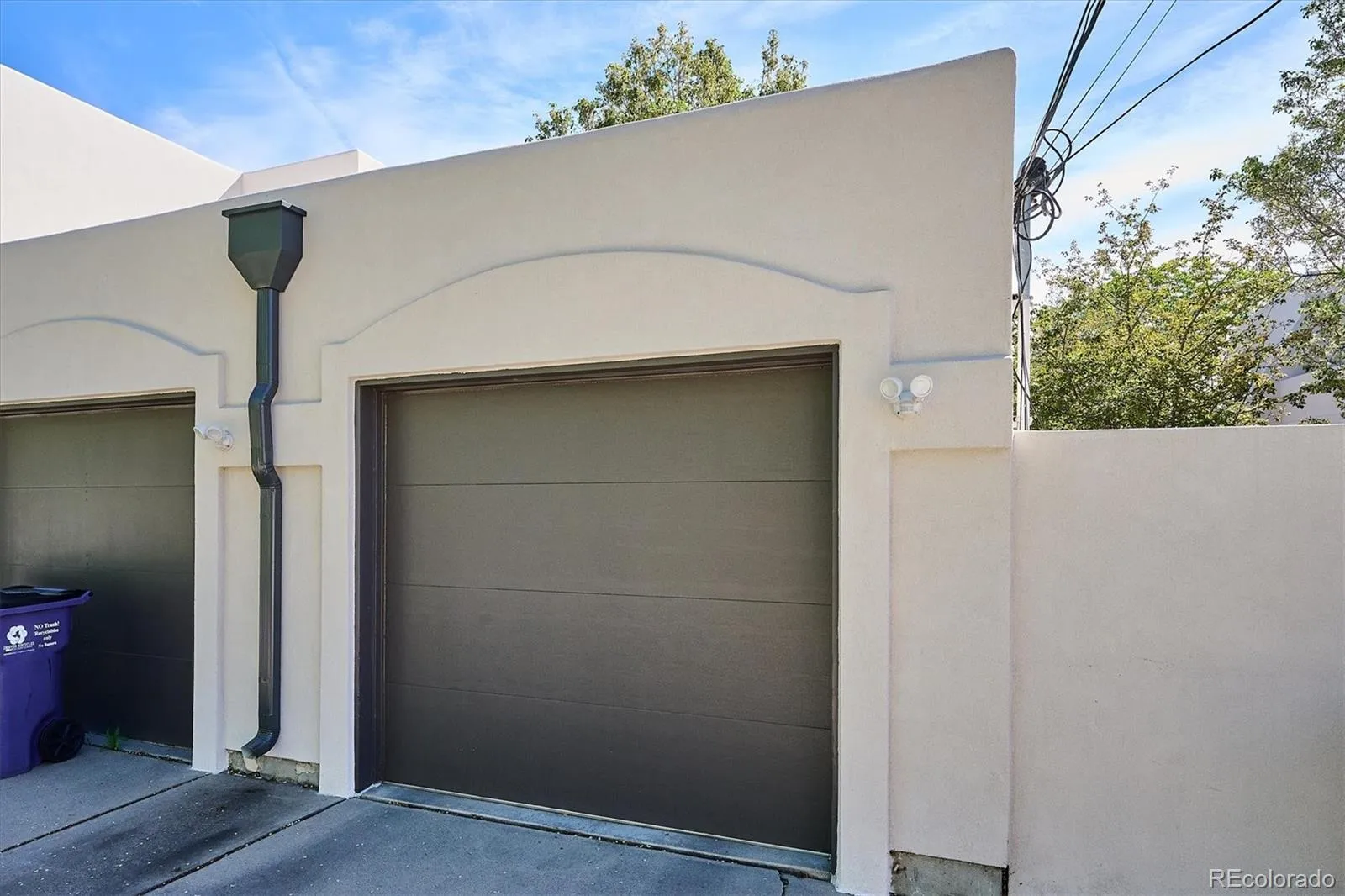 04162026163749 1600 32