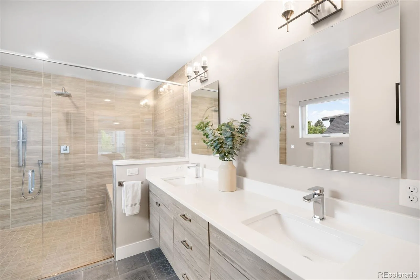 2142 N Lowell Boulevard Denver CO 80211 | MLS #REC8098851 08122026174947 1600 24