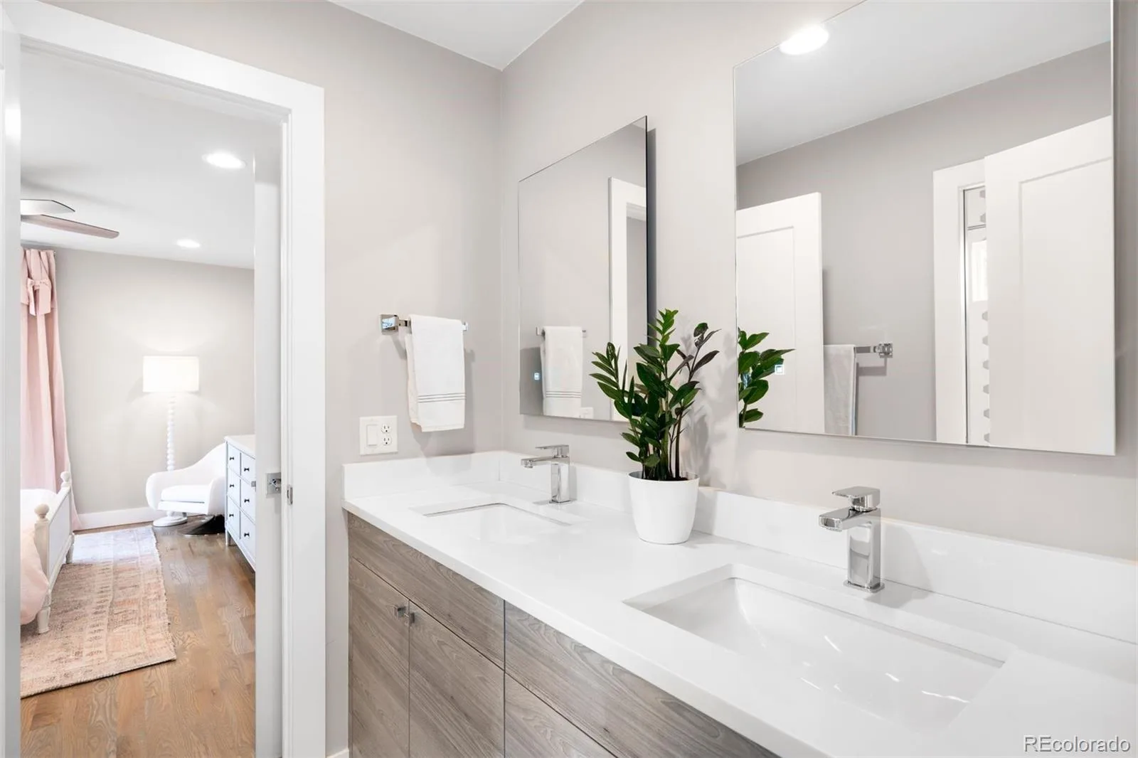 2142 N Lowell Boulevard Denver CO 80211 | MLS #REC8098851 08122026174947 1600 29