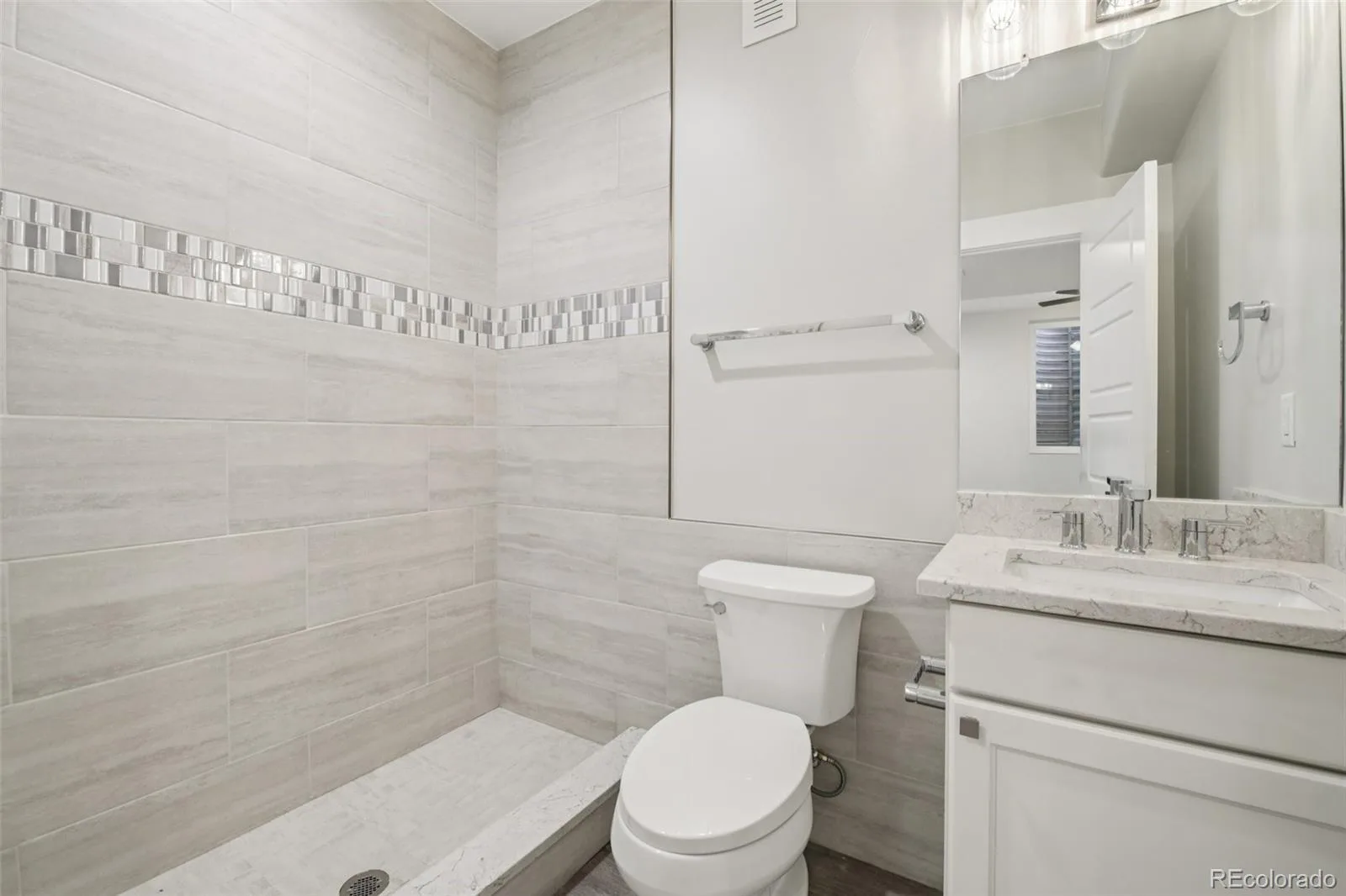 260 S Grant Street Denver CO 80209 MLS #REC8099614 06162026141710 1600 39
