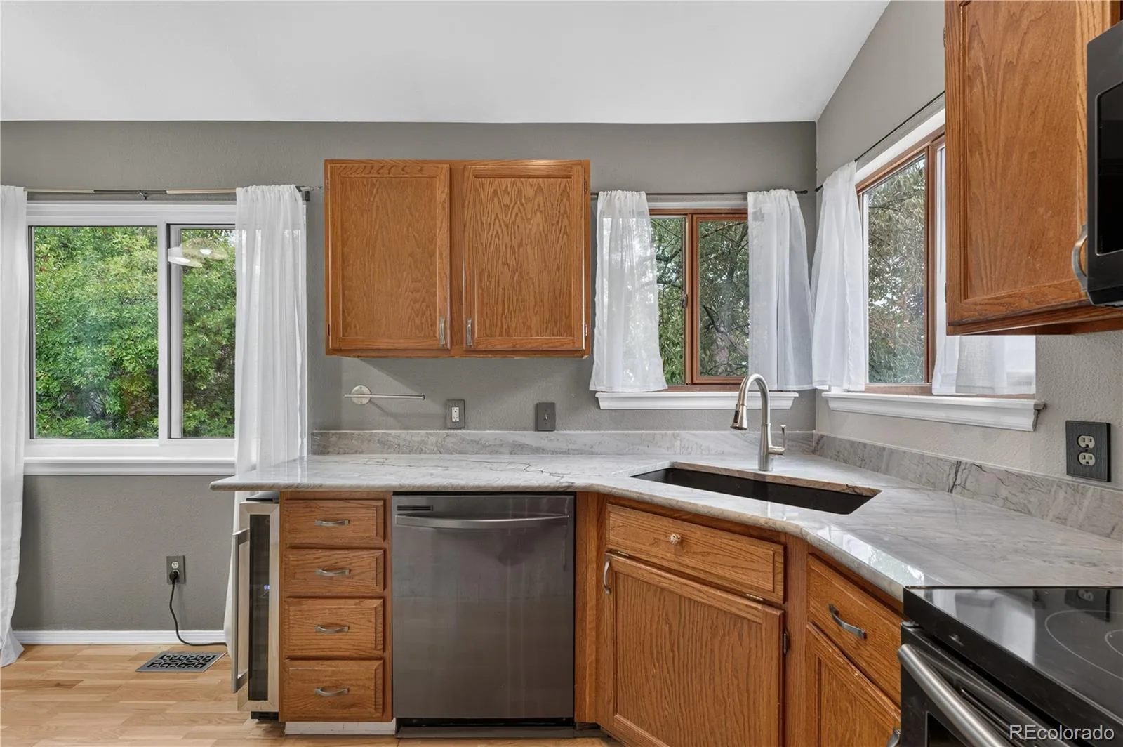 7231 Palisade Drive Littleton CO 80130 | MLS #REC8100921 08192026145532 1600 8