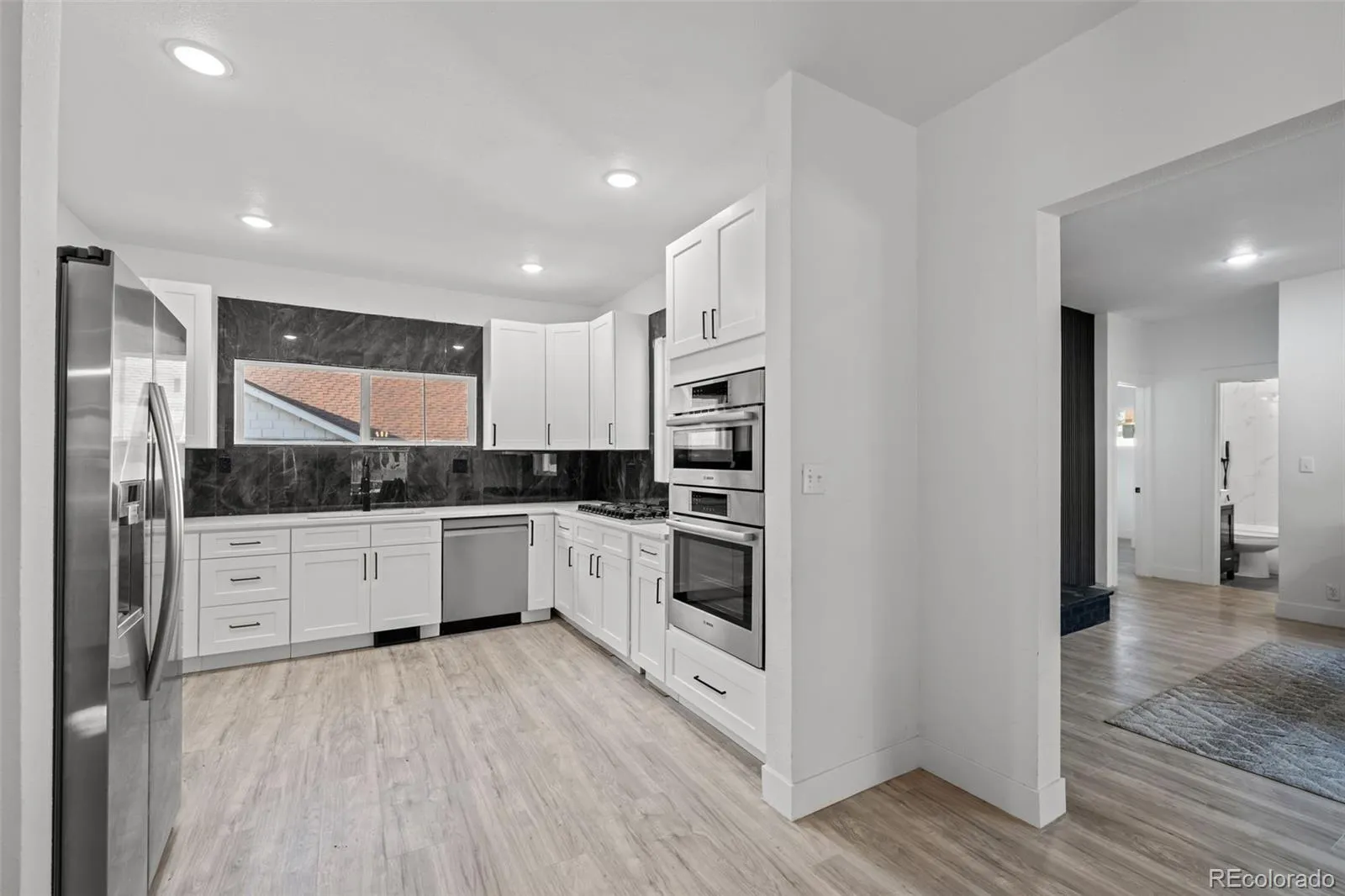 5755 W 43rd Avenue Denver CO 80212 MLS #REC8102624 05252026174858 1600 10