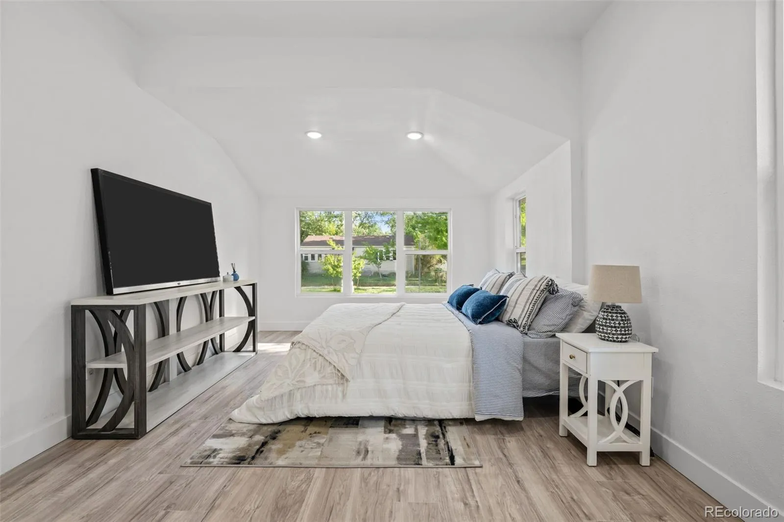 5755 W 43rd Avenue Denver CO 80212 MLS #REC8102624 05252026174858 1600 17