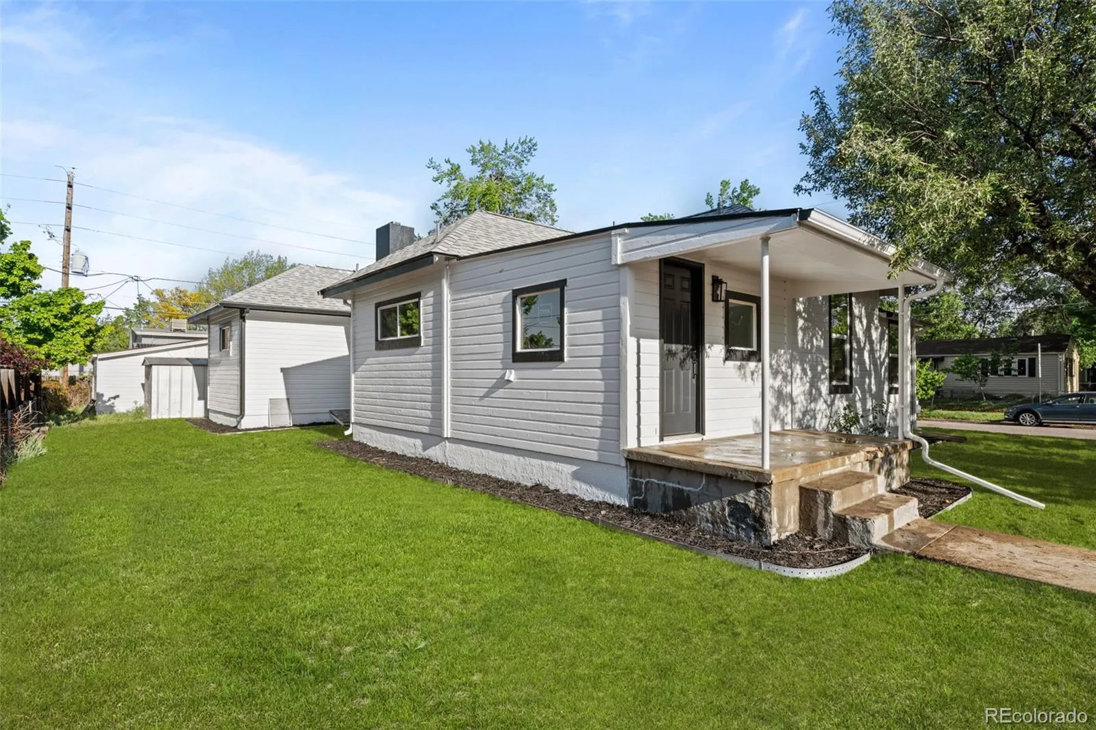 5755 W 43rd Avenue Denver CO 80212 MLS #REC8102624 05252026174858 1600 2