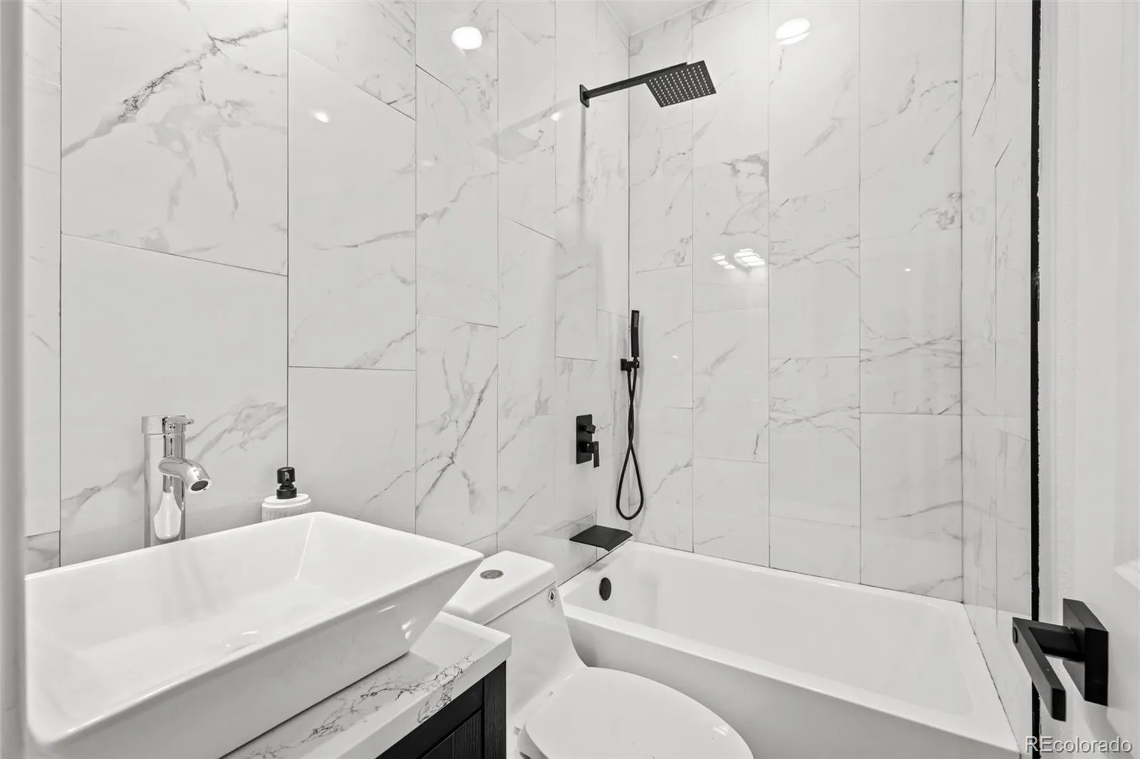 5755 W 43rd Avenue Denver CO 80212 MLS #REC8102624 05252026174858 1600 23