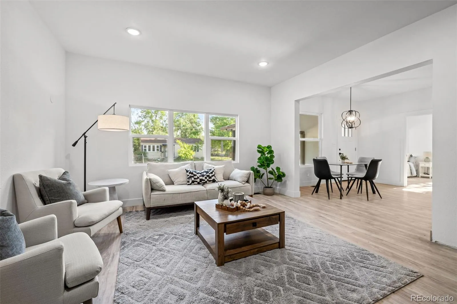 5755 W 43rd Avenue Denver CO 80212 MLS #REC8102624 05252026174858 1600 7