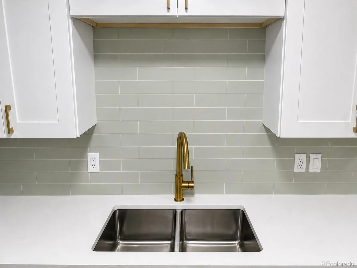 10702 E Exposition Avenue #105 Aurora CO 80012 | MLS #REC8103465 08252026060408 1200 8