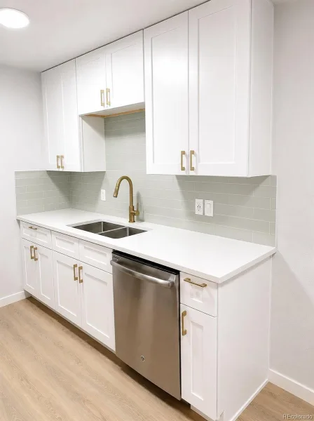 10702 E Exposition Avenue #105 Aurora CO 80012 | MLS #REC8103465 08252026060408 800 6