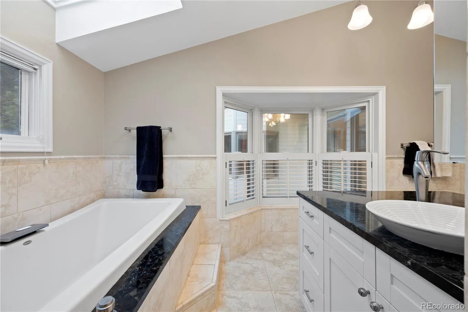 04102026195849 1600 21