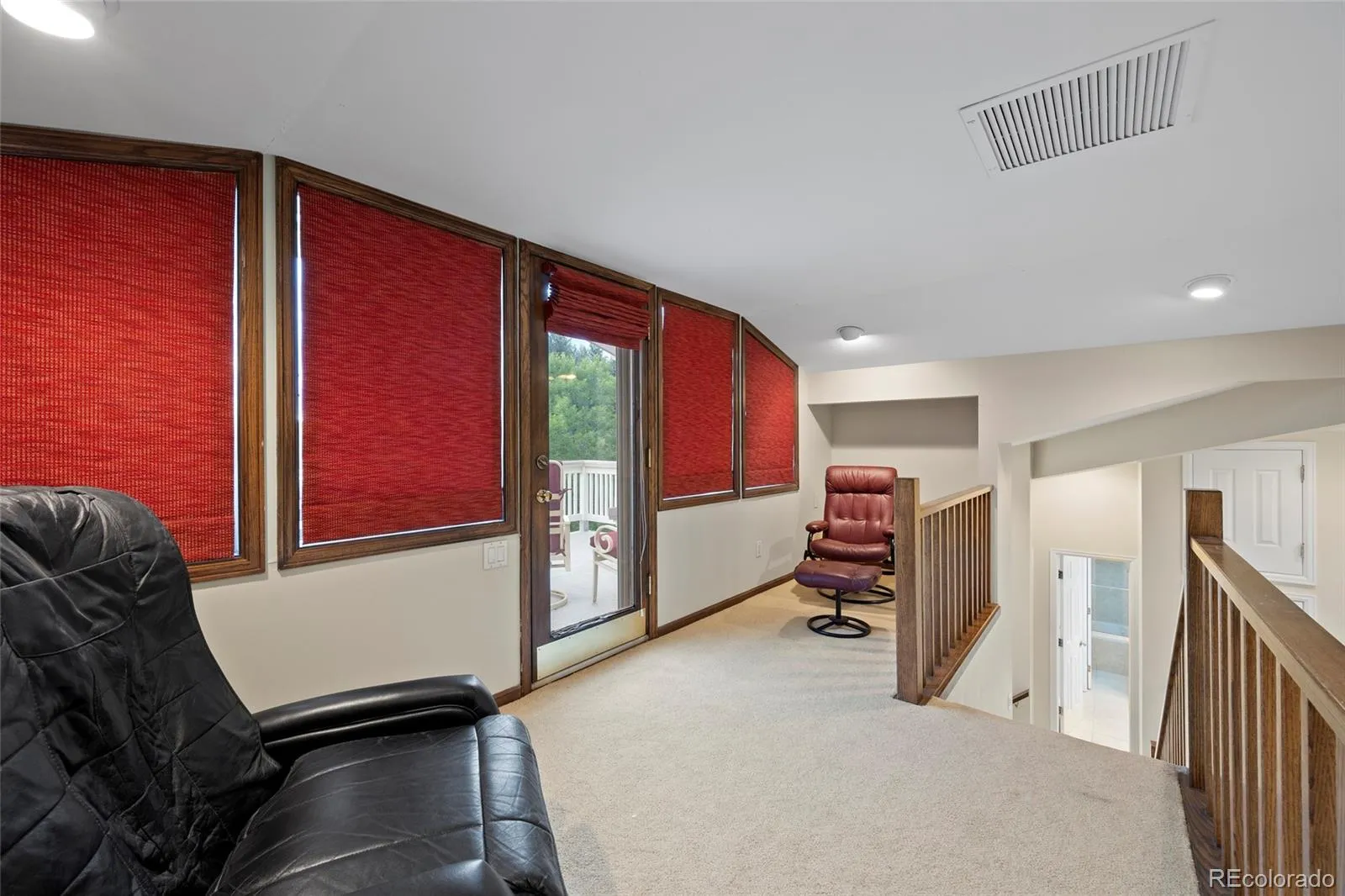 04102026195849 1600 27