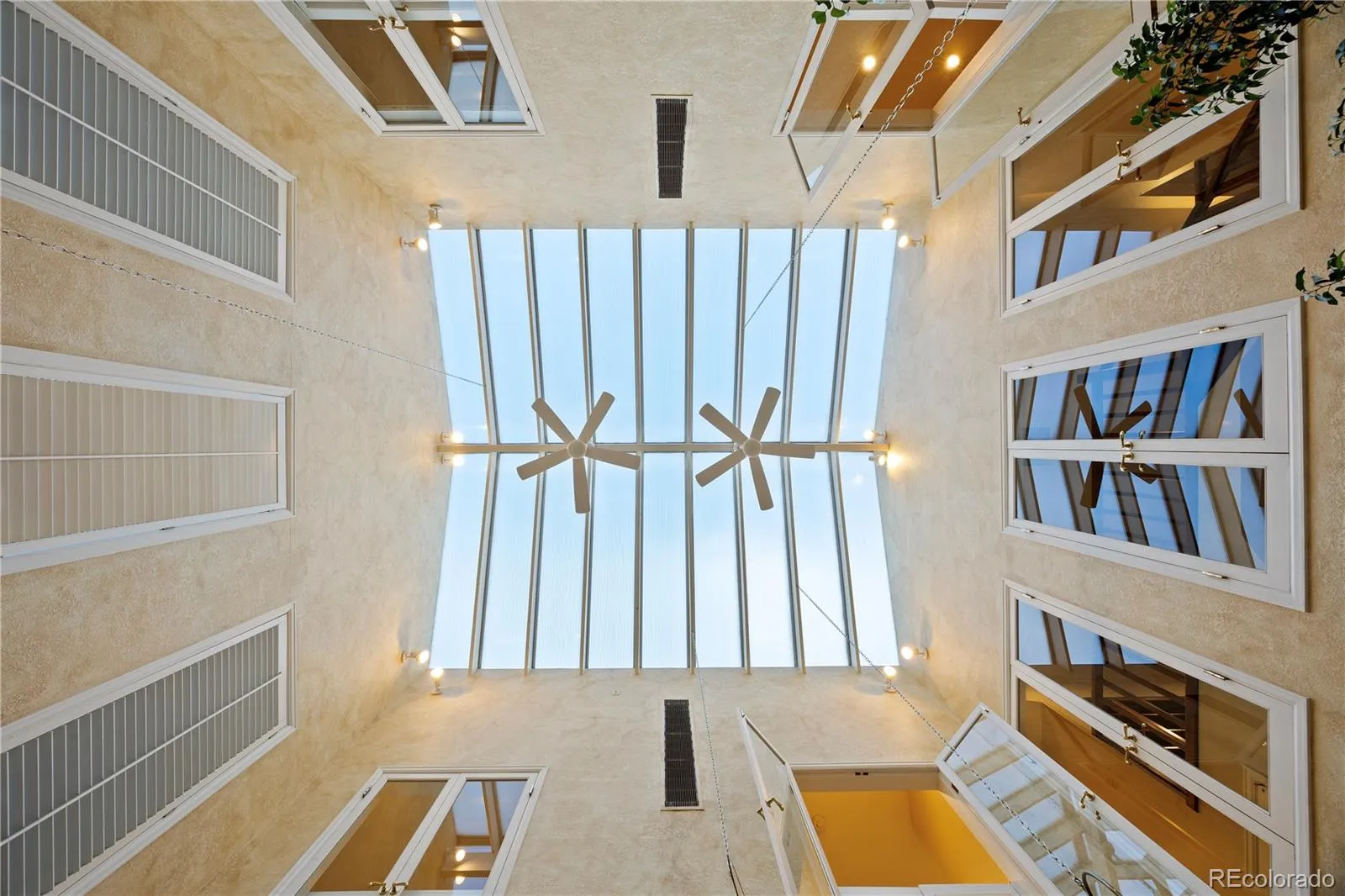 04102026195849 1600 4