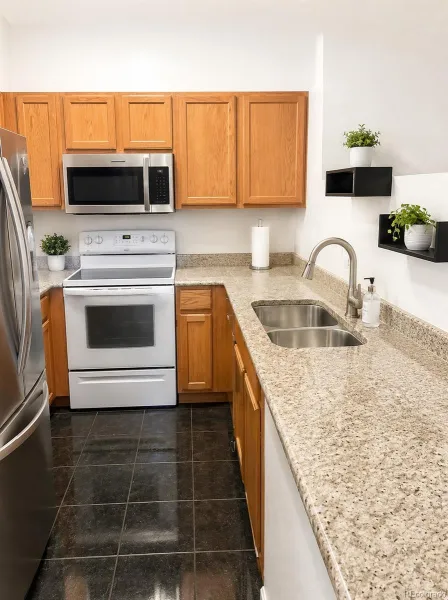 18425 E Flora Drive #D Aurora CO 80013 MLS #REC8104390 05182026182147 800 5