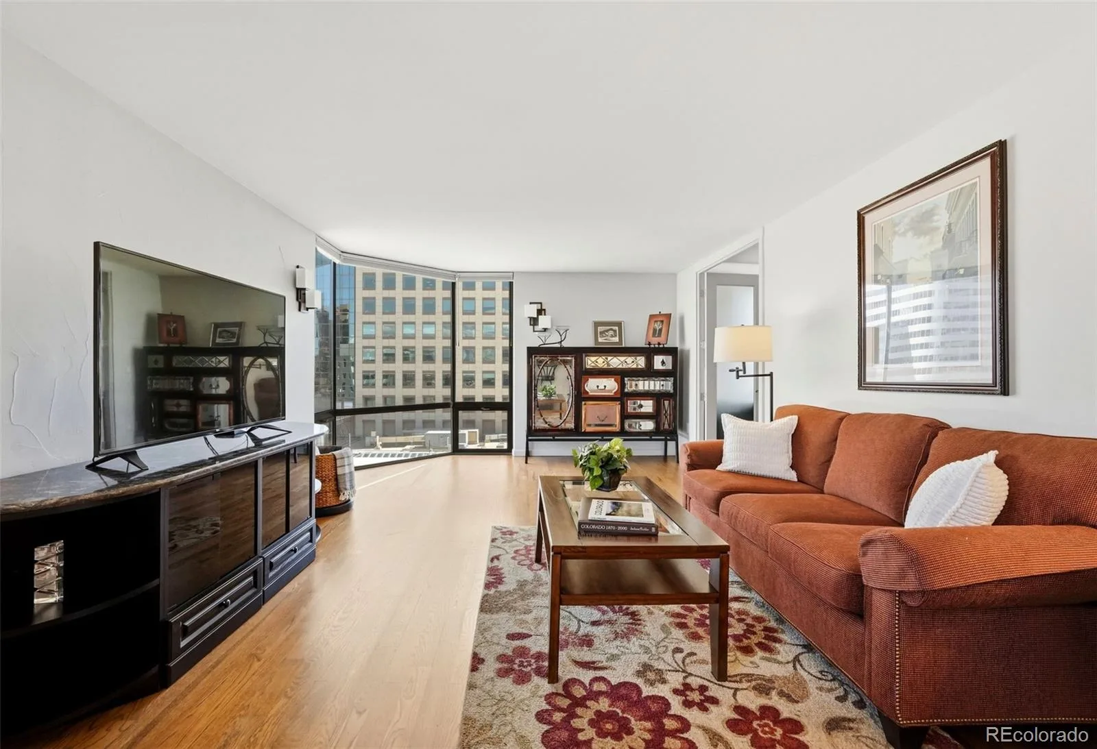 1625 Larimer Street #905 Denver CO 80202 | MLS #REC8109231 09272026003111 1600 5