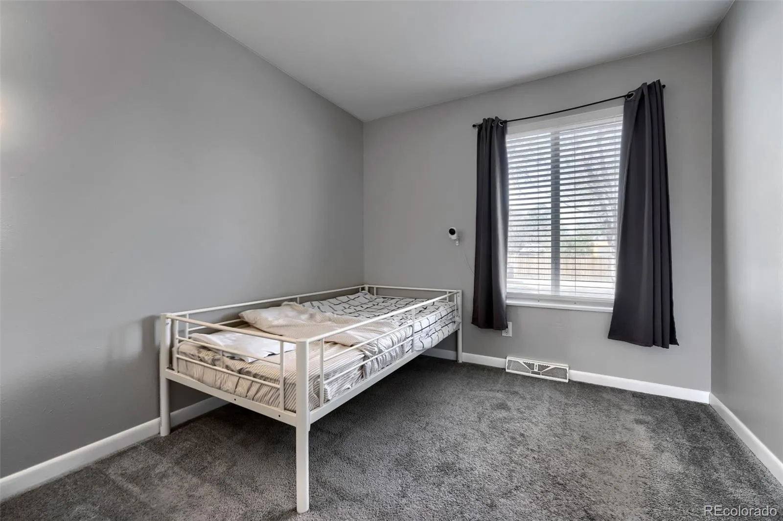 4708 S Ouray Way Aurora CO 80015 MLS #REC8109999 04212026194119 1600 14